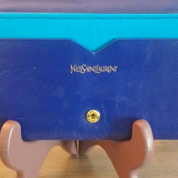 Vintage Yves Saint laurent Two-tone Bi-Fold Wallet - Picture 8 of 15